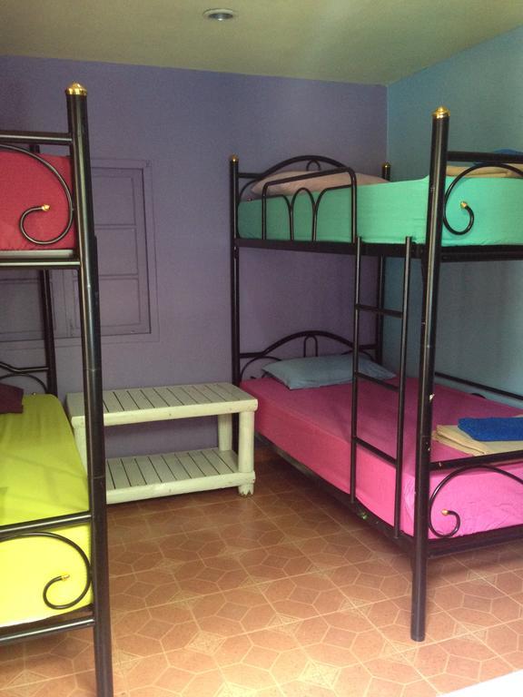 Bamboozle Hostel Haad Rin Exteriör bild
