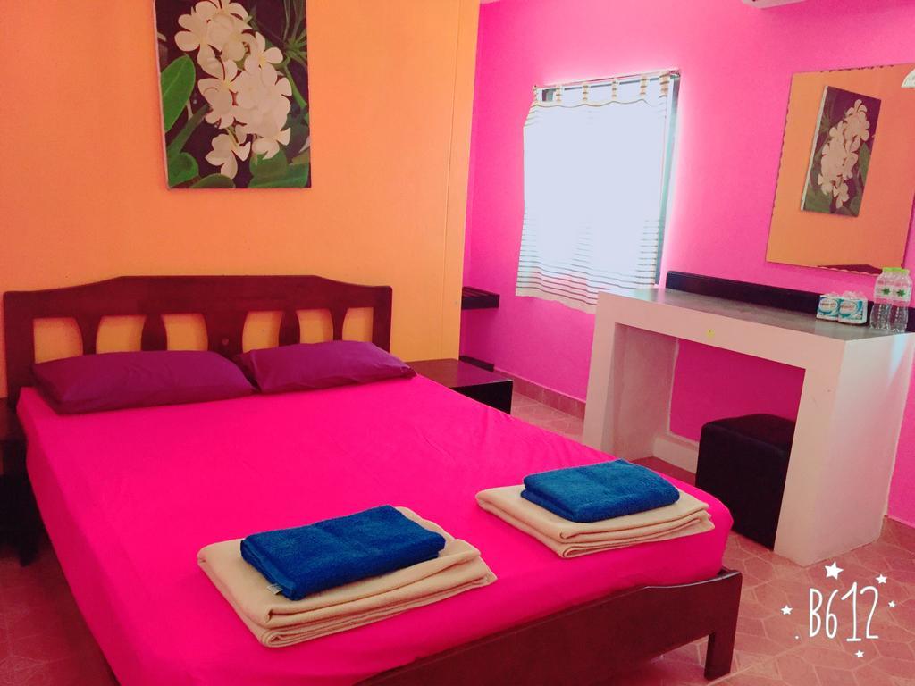 Bamboozle Hostel Haad Rin Exteriör bild