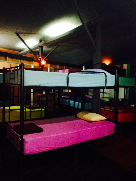 Bamboozle Hostel Haad Rin Exteriör bild
