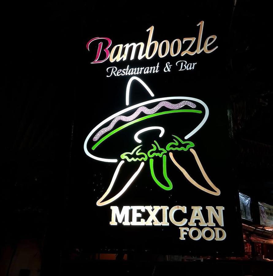 Bamboozle Hostel Haad Rin Exteriör bild