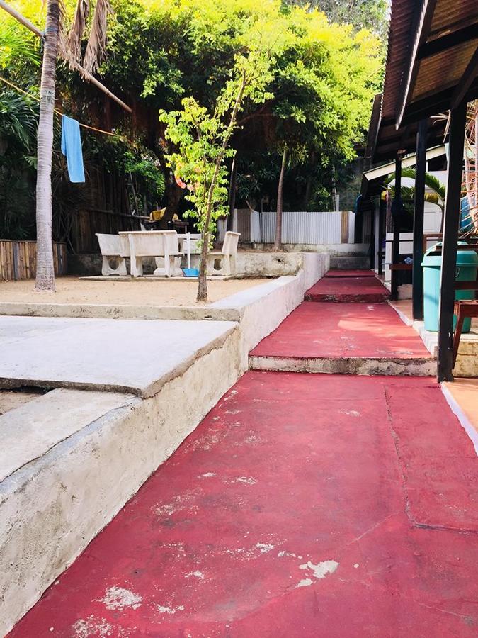 Bamboozle Hostel Haad Rin Exteriör bild