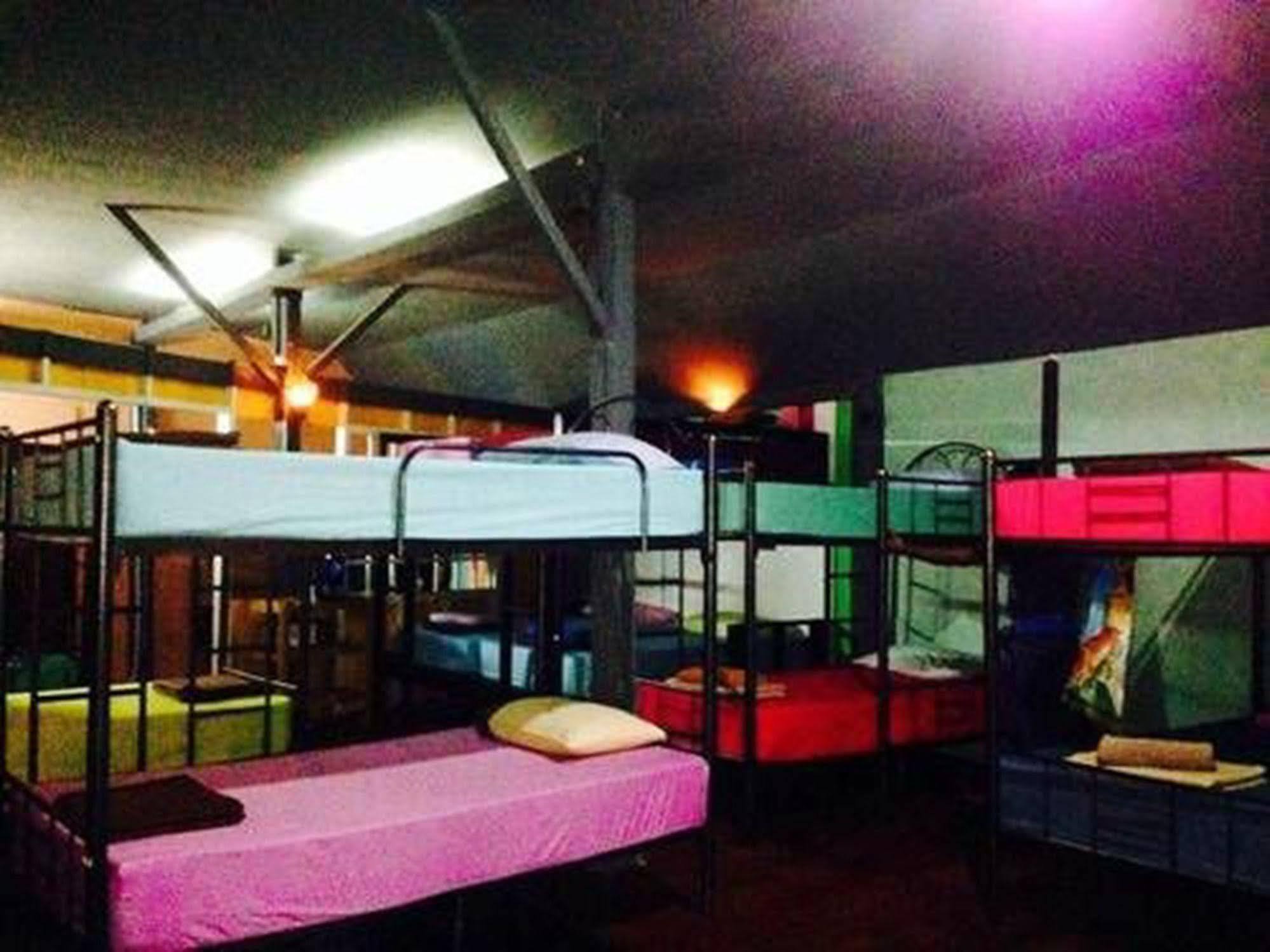 Bamboozle Hostel Haad Rin Exteriör bild